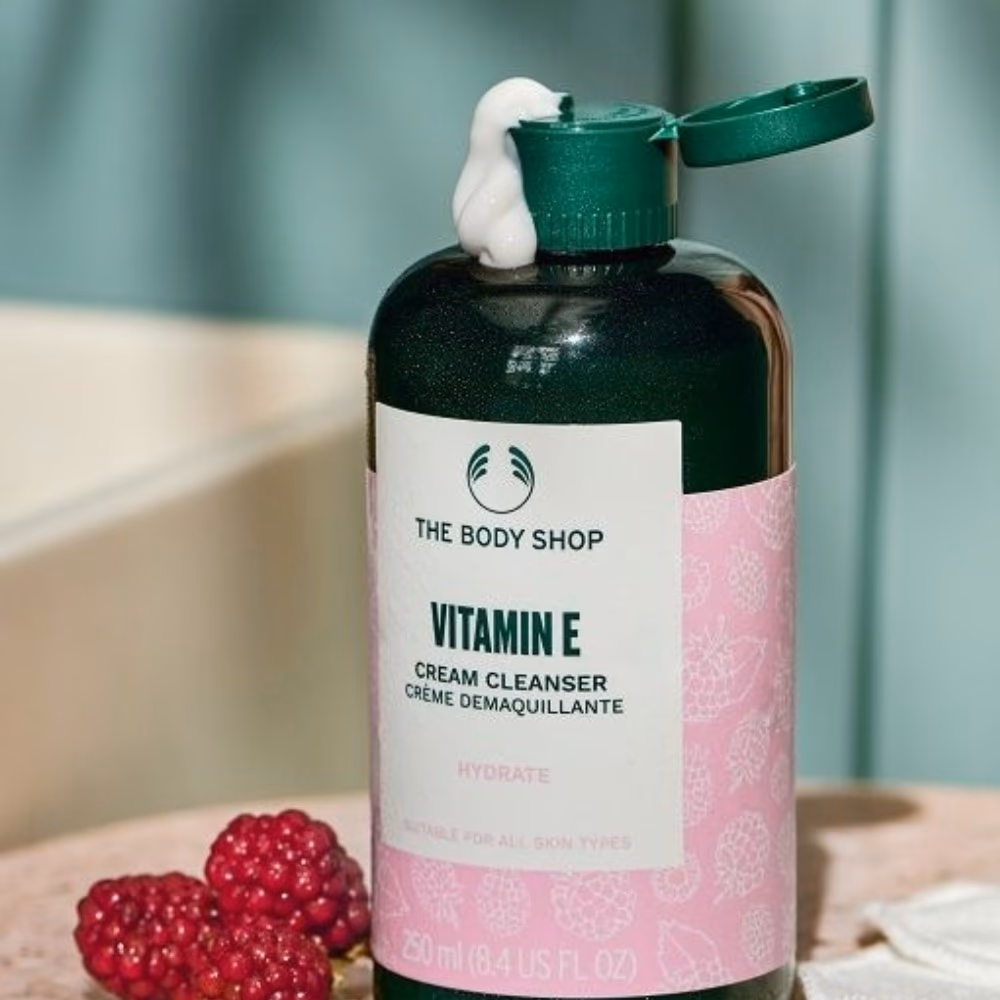 The Body Shop Vitamin E Cream Cleanser 250ml 4